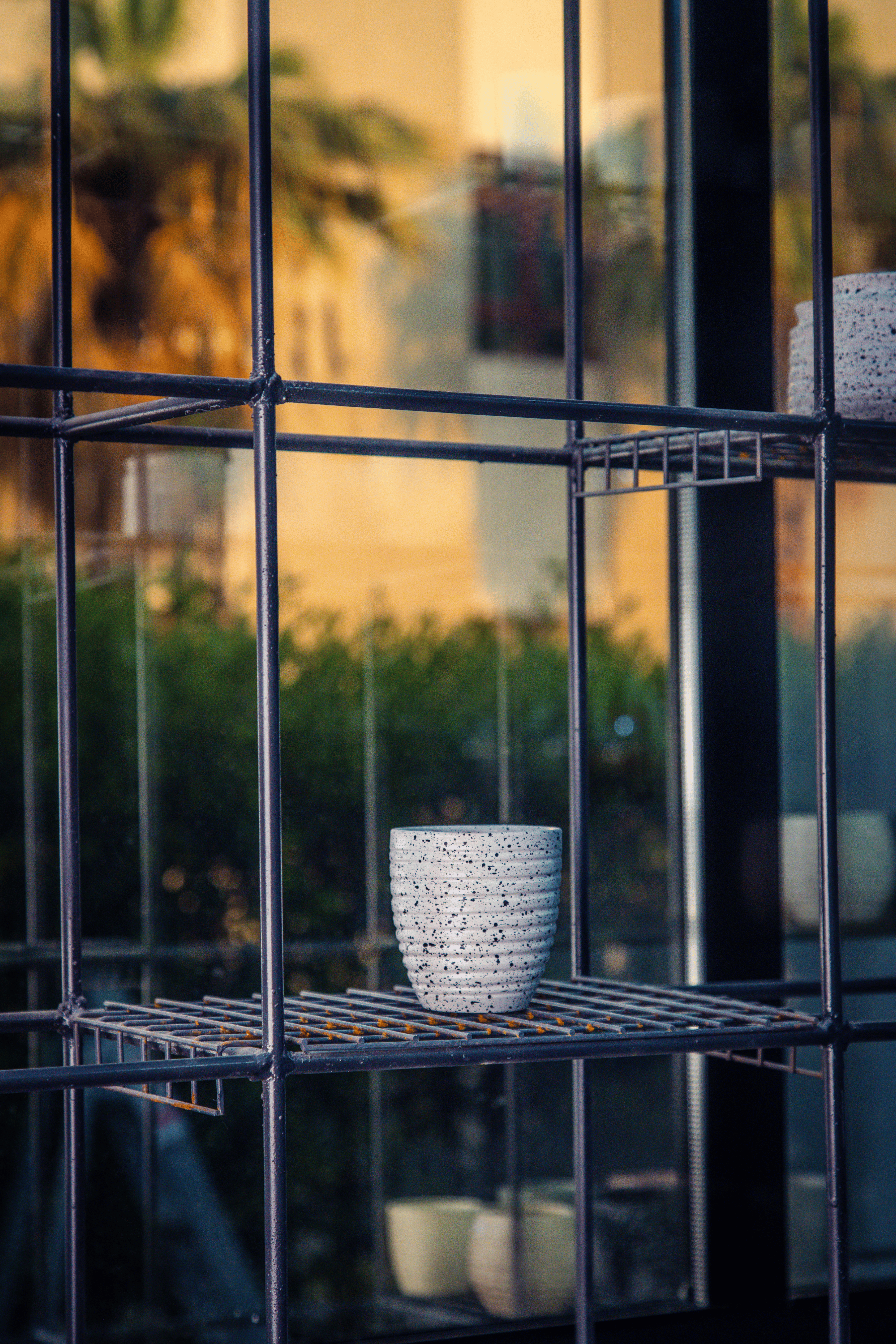 Small Table Pot