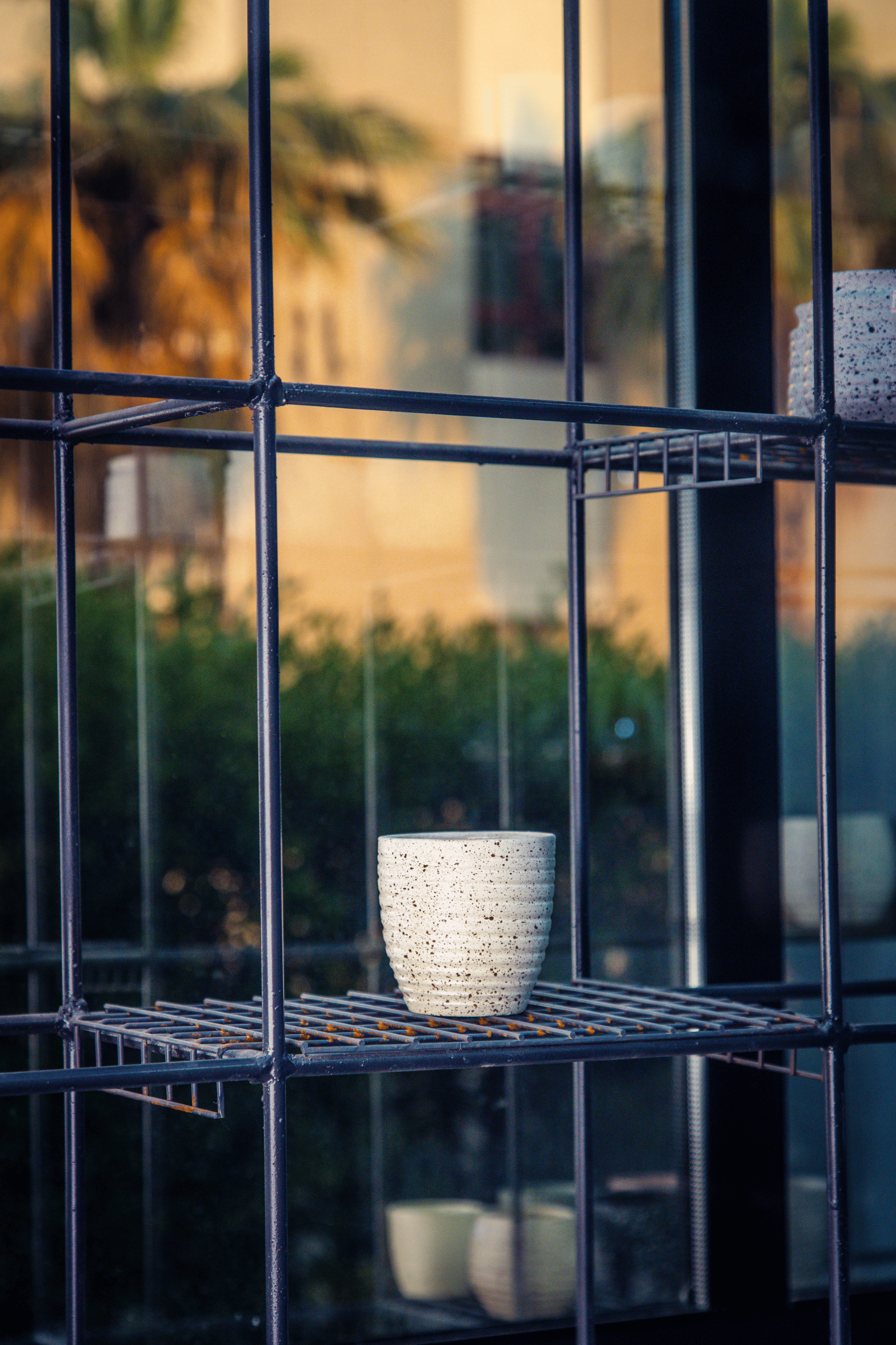 Small Table Pot