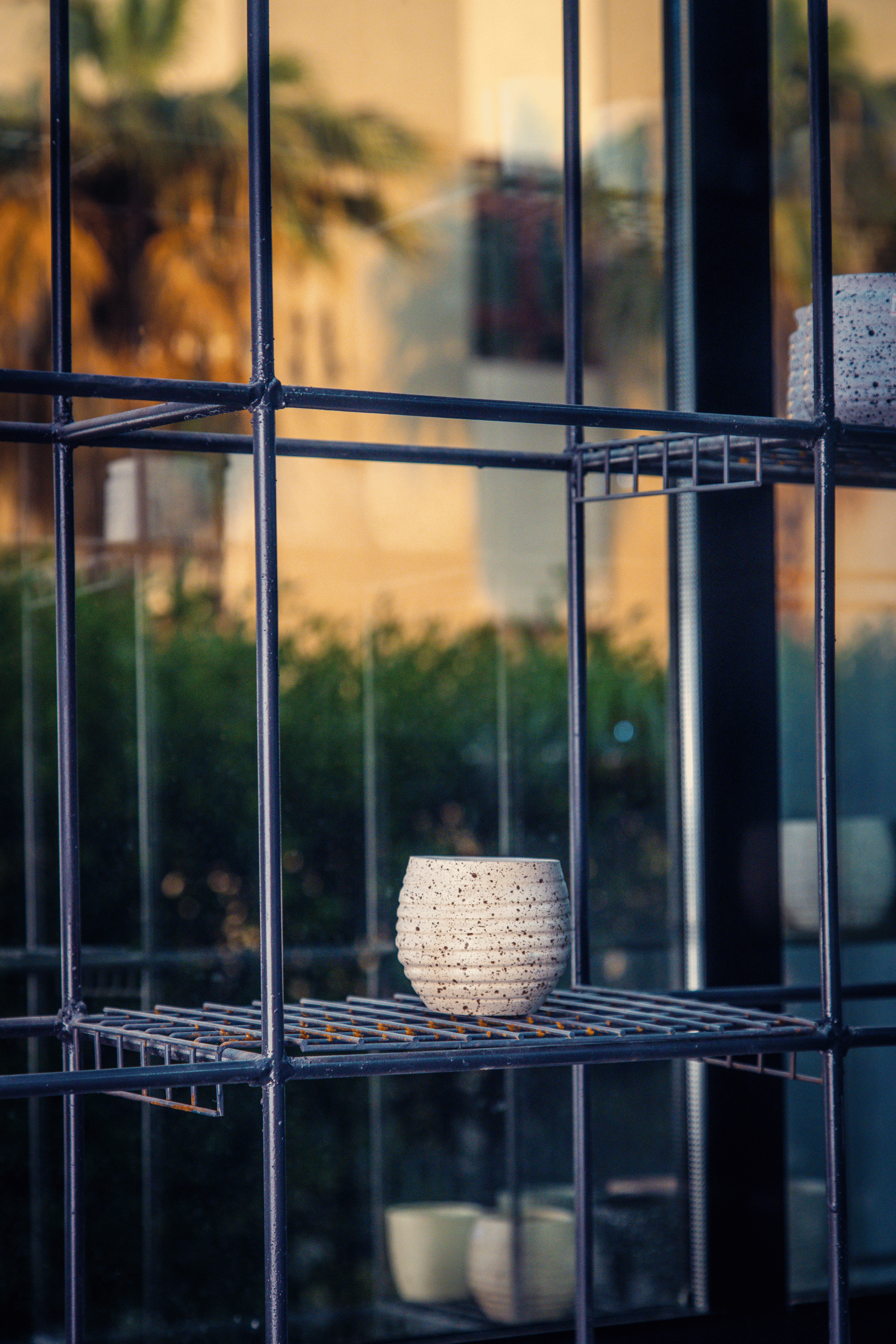 Small Table Pot