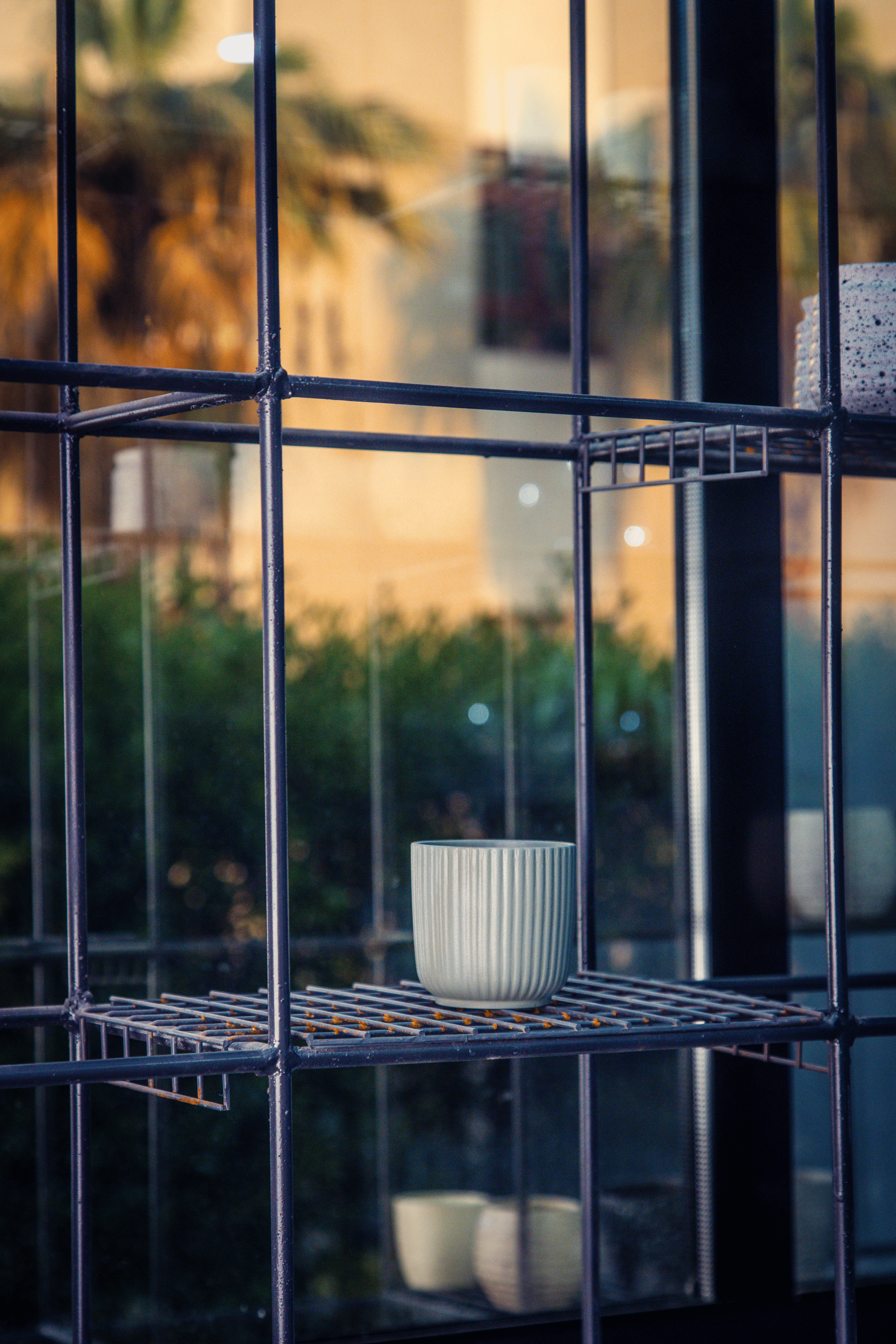 Small Table Pot