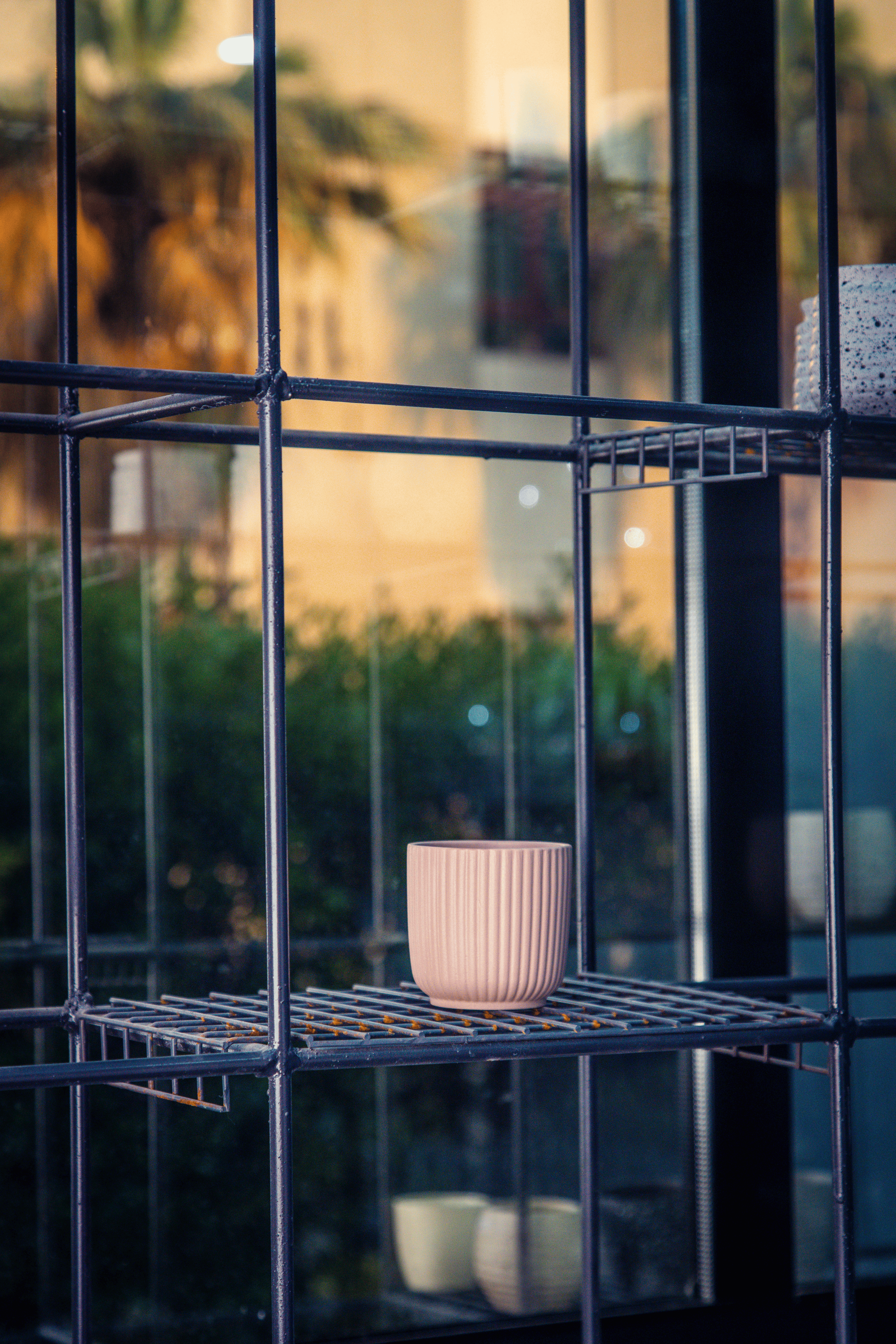 Small Table Pot