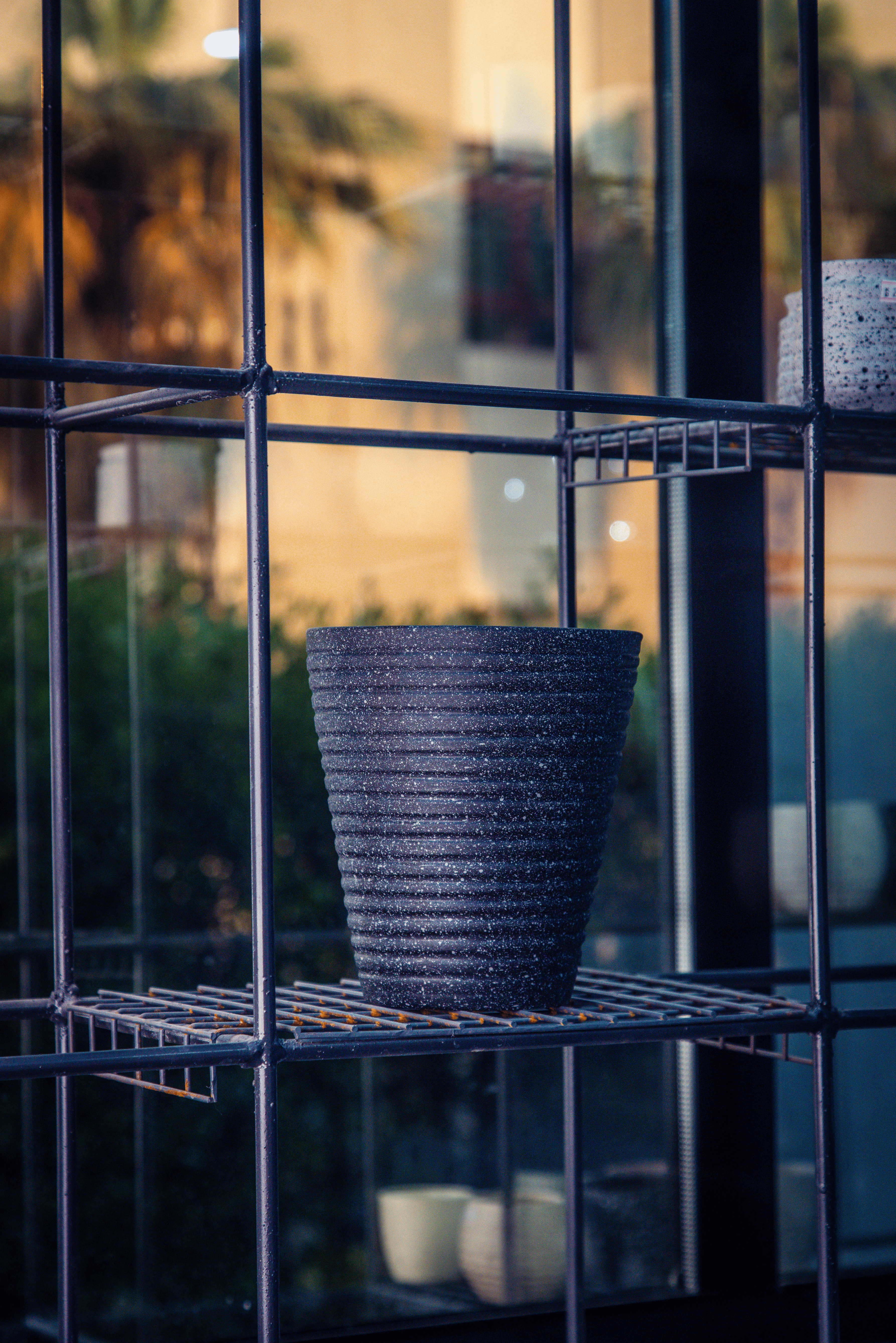 Small Table Pot